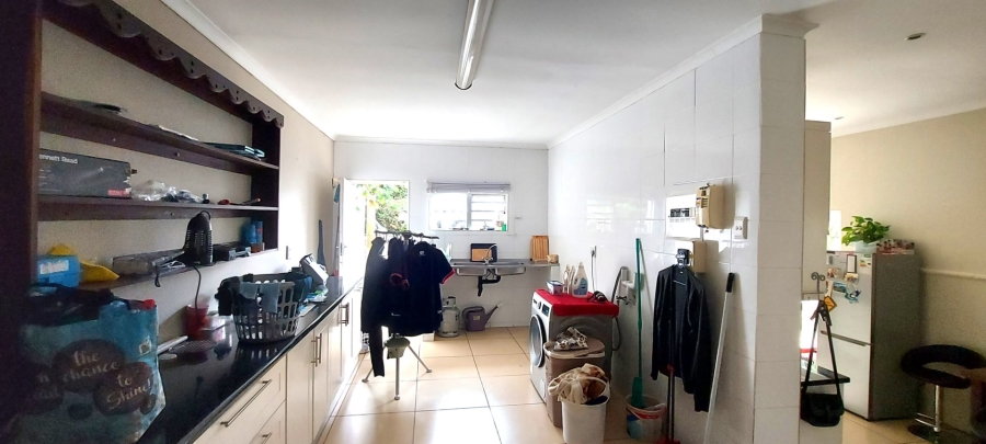 2 Bedroom Property for Sale in Bonza Bay Eastern Cape